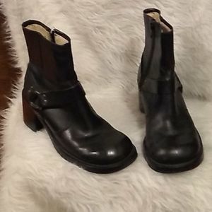 Boots/MARRPE sz 6.5 heel 2.5"